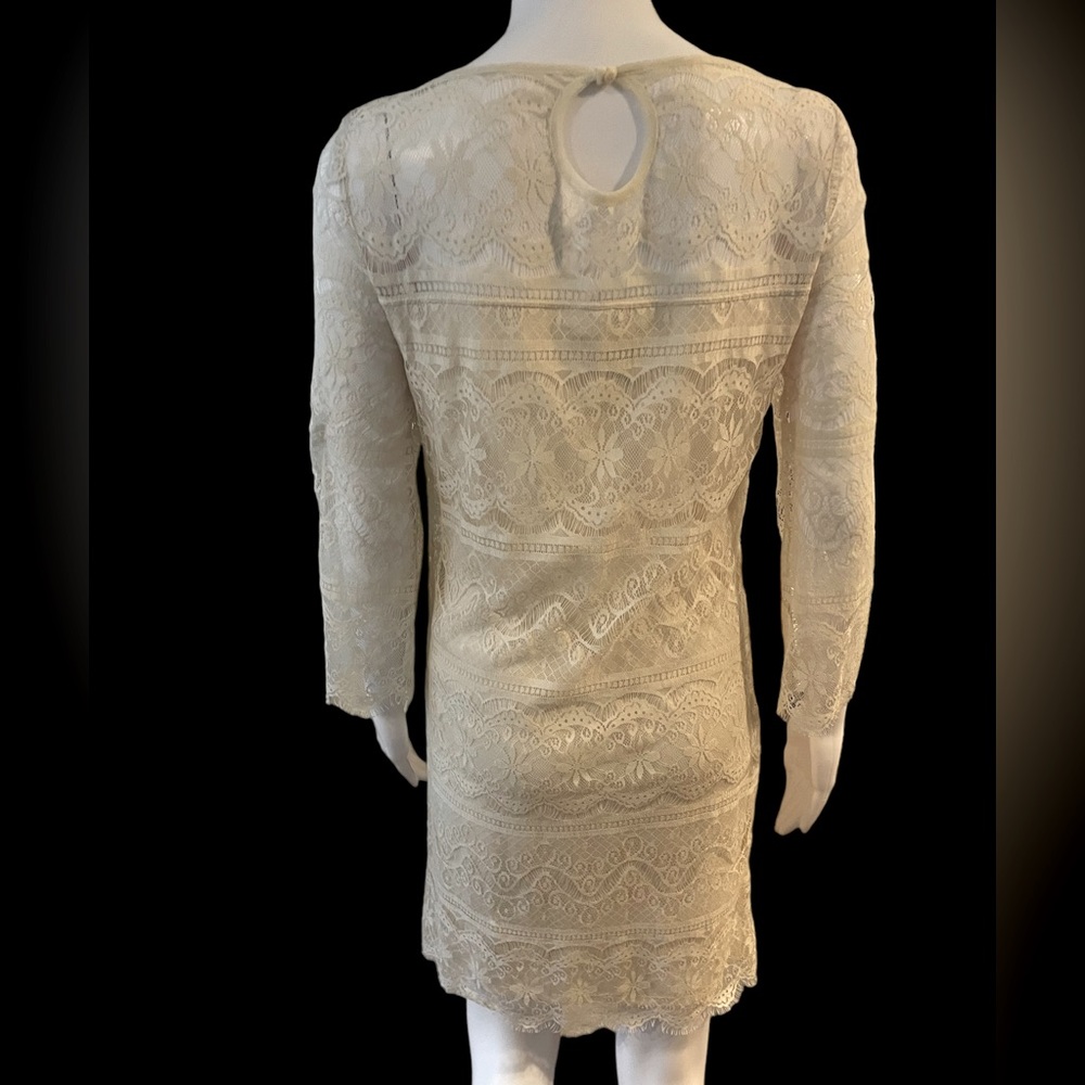 ✨Max Studio cream colored lace midi dress w/ built in slip! - Picture 8 of 16